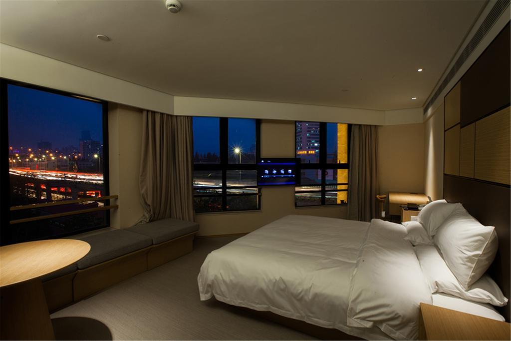 เจไอ โฮเทล เซี่ยงไฮ้ ซูเจียหุย Hotel ภายนอก รูปภาพ